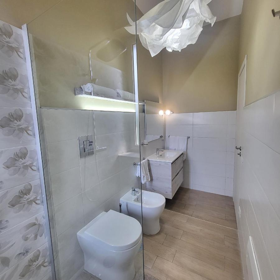 Apartamento Sole Raggiante Lia Darzillo Afragola Exterior foto